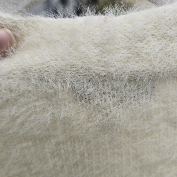 Baciano Sweater - Picture 9 of 16